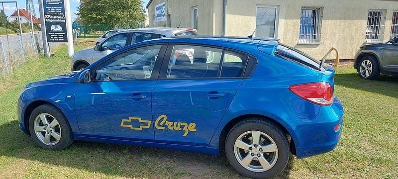 Blau Gebraucht 2012 Chevrolet Cruze Limousine | 4.285 € (Fairer Preis) - Bild 1/4