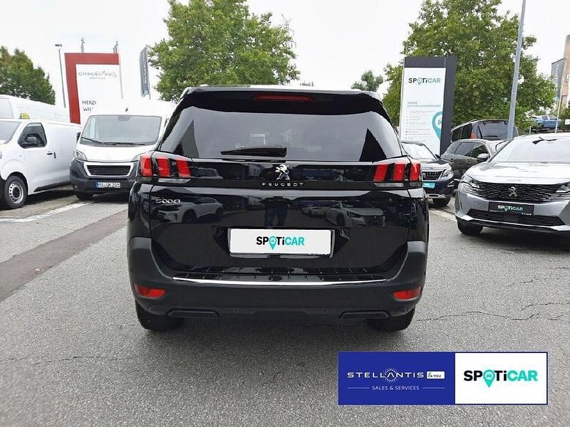 Gebraucht Peugeot 5008 Allure 131 PS (96 kW) 2023 Schwarz Van / Kleinbus