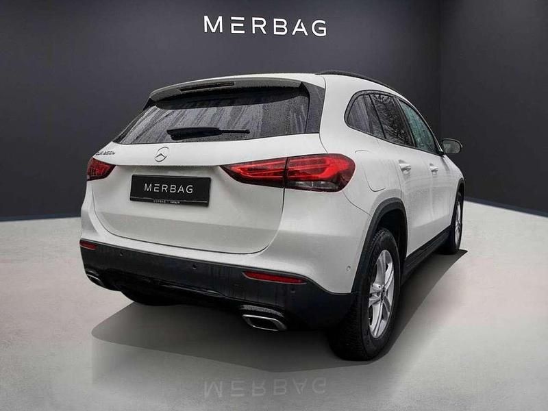 Gebraucht Mercedes GLA250 Progressive 218 PS (160 kW) 2023 Polarweiß SUV