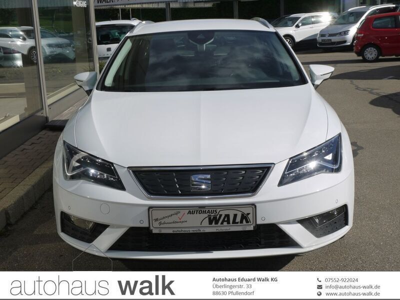 Weiß Gebraucht 2018 Seat Leon ST Style Kombi | 14.690 € (Etwas zu teuer) - Bild 1/4