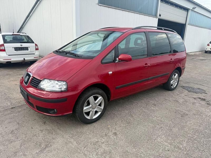 Rot Gebraucht 2008 Seat Alhambra Vigo Van / Kleinbus | 3.850 € (Fairer Preis) - Bild 1/4