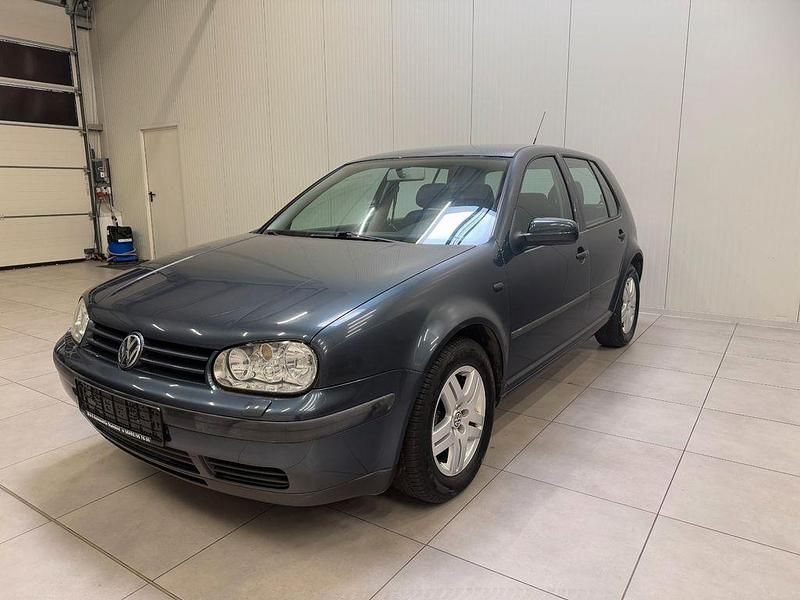 Gebraucht VW Golf IV Edition 102 PS (75 kW) 2002 Blau Limousine