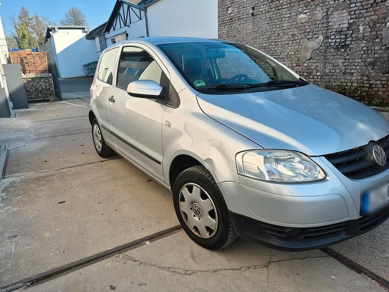 Second-hand VW Fox 55 CP (40 kW) 2008 Argintiu Hatchback