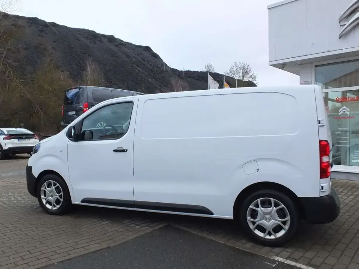 Gebraucht Citroën Jumpy 120 PS (88 kW) 2025 Kaolinweiß Van / Kleinbus