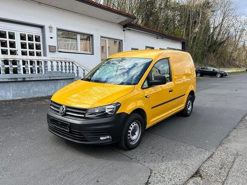 Gebraucht VW Caddy 102 PS (75 kW) 2019 Gelb Van / Kleinbus