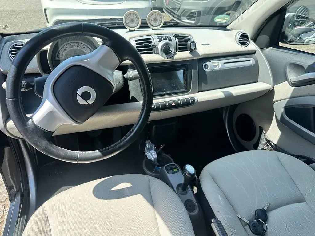 Gebraucht Smart ForTwo Cabrio 71 PS (52 kW) 2012 Silber Cabrio