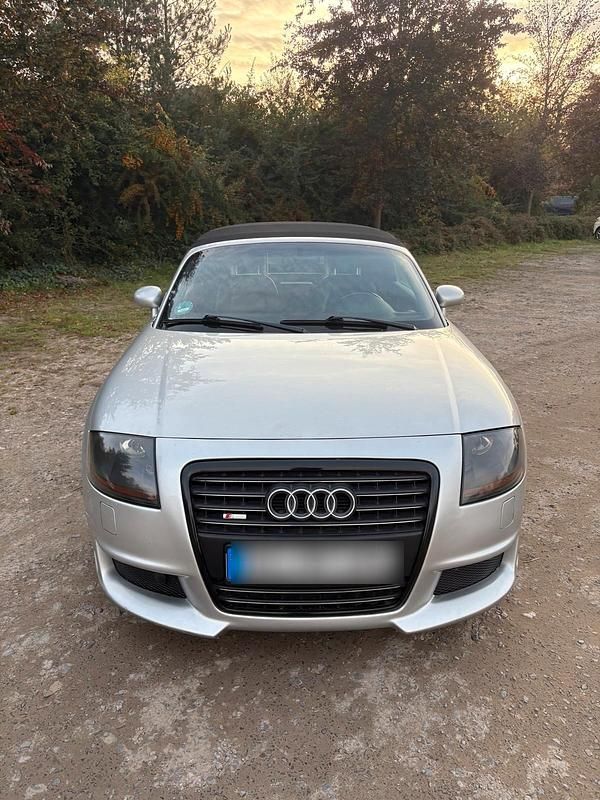 Silber Gebraucht 2000 Audi TT Cabrio | 5.300 € (Superpreis) - Bild 1/4