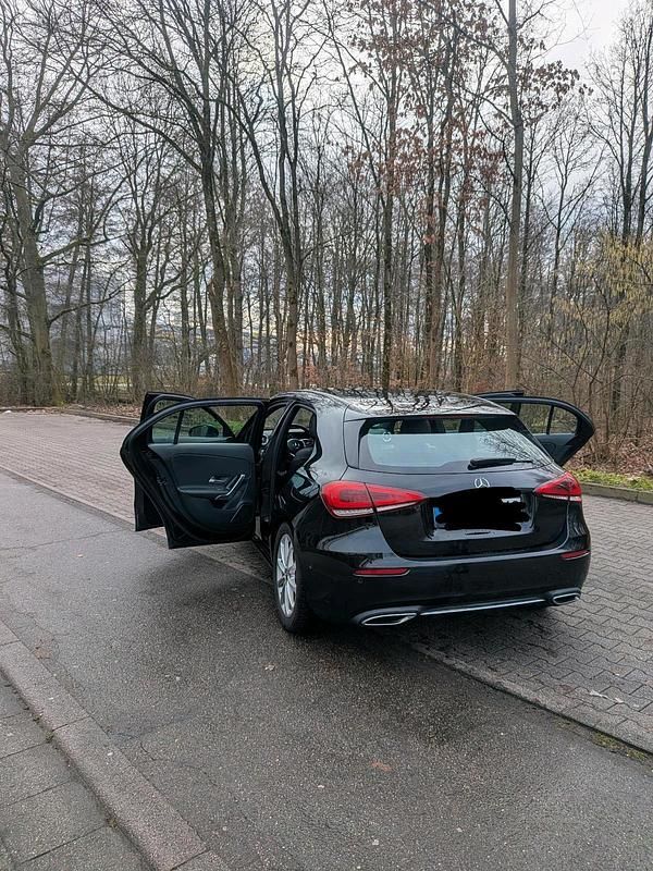 Gebraucht Mercedes A220 190 PS (139 kW) 2019 Schwarz Kleinwagen