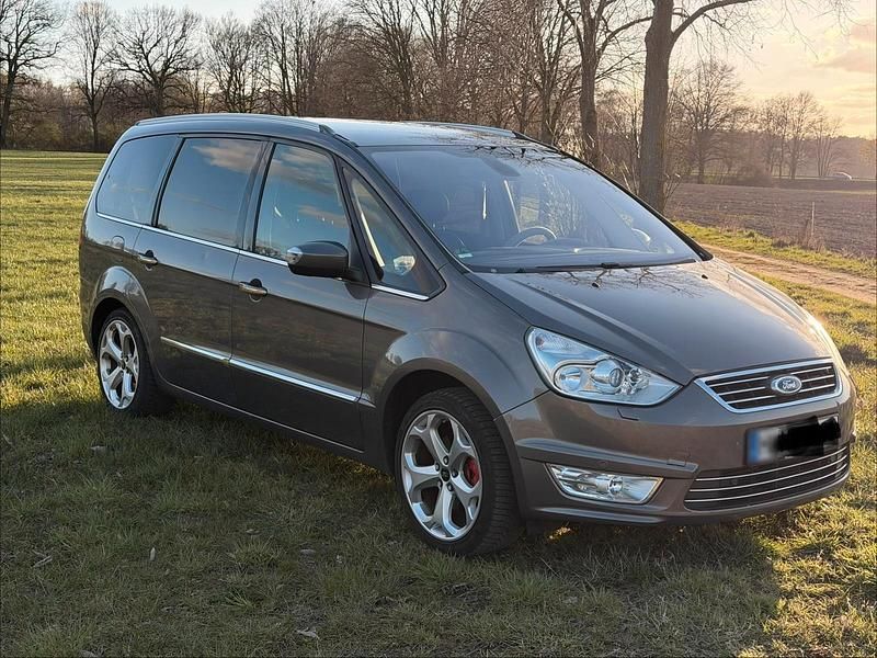 Usata Ford Galaxy 163 CV (119 kW) 2014 Marrone Monovolume