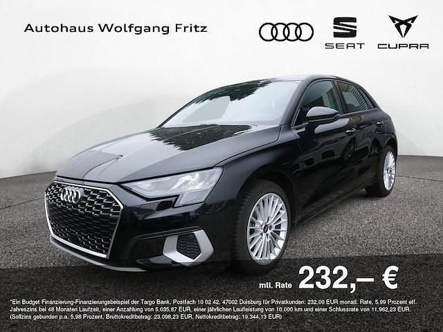 Brillantschwarz Gebraucht 2024 Audi A3 Advanced | 24.380 € (Superpreis) - Bild 1/4