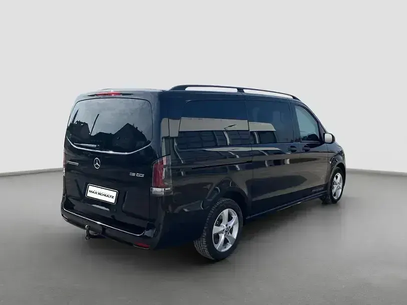 Gebraucht Mercedes Vito 190 PS (139 kW) 2025 Schwarz Van