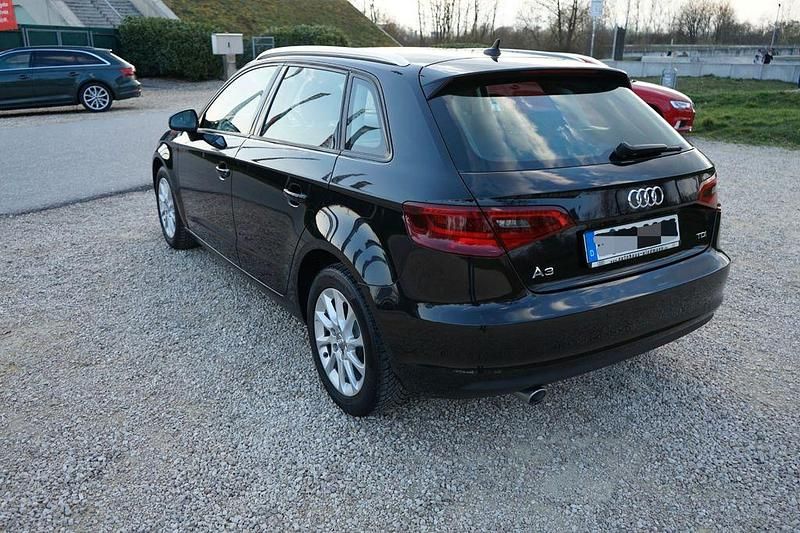 Gebraucht Audi A3 Ambition 105 PS (77 kW) 2013 Schwarz Limousine