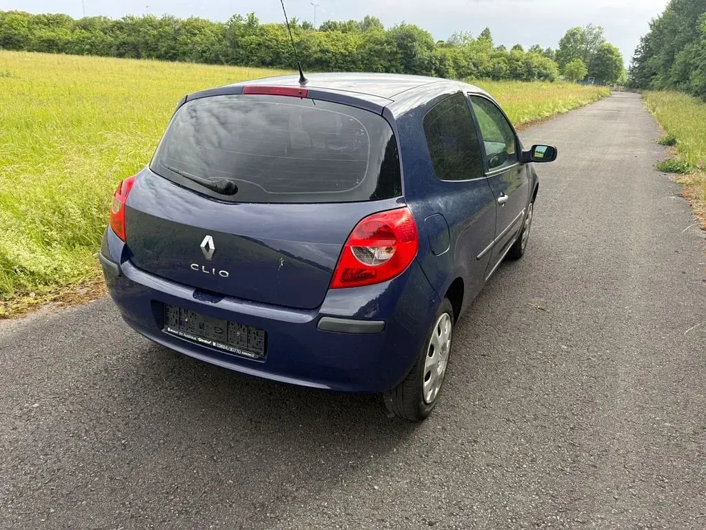 Gebraucht Renault Clio II Expression 75 PS (55 kW) 2009 Blau Limousine
