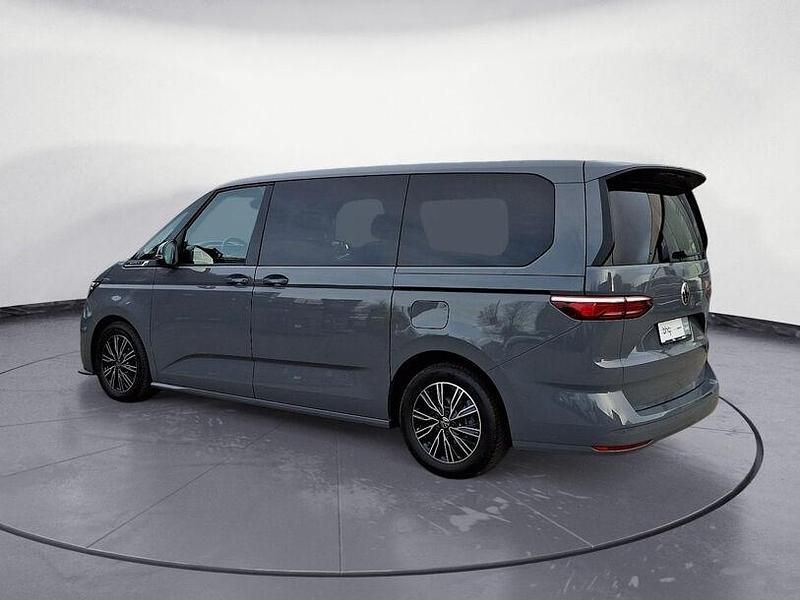 Gebraucht VW T7 150 PS (110 kW) 2024 Grau Van