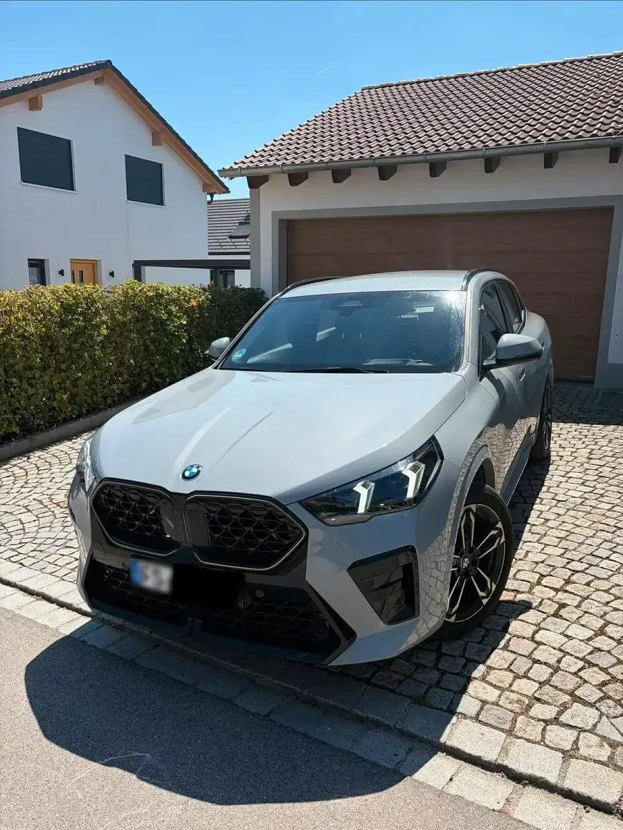 Gebraucht BMW X2 M Sport 156 PS (114 kW) 2025 Grau SUV