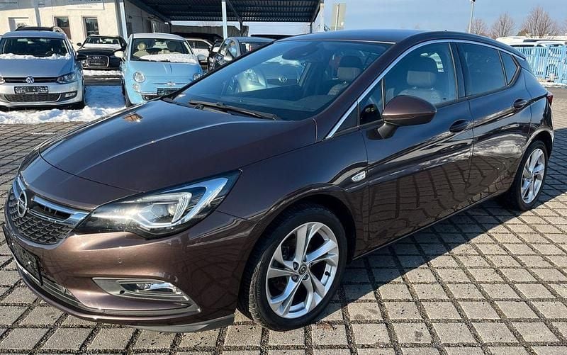Gebraucht Opel Astra Dynamic 150 PS (110 kW) 2019 Braun Limousine