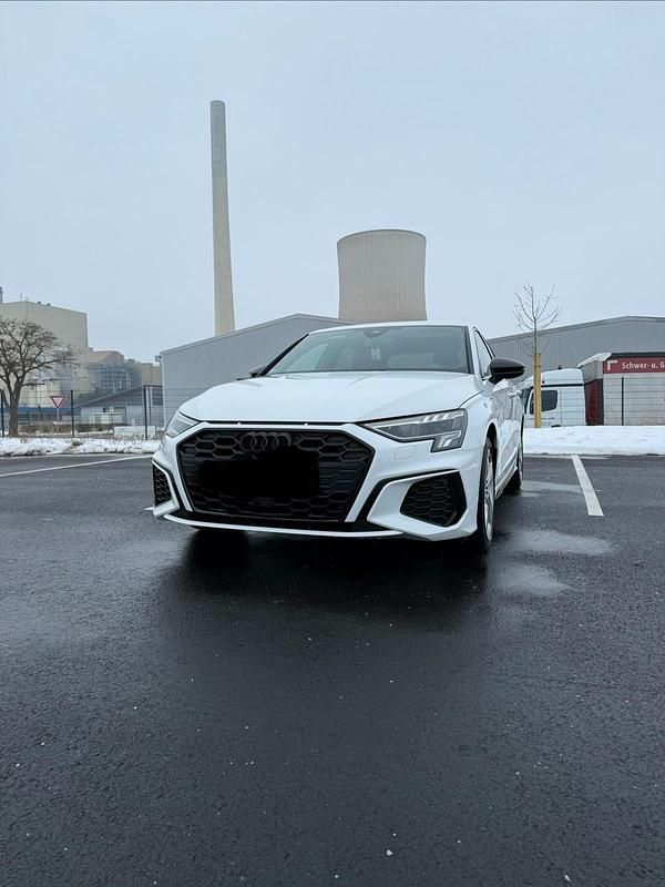 Gebraucht Audi A3 Sportback e-tron S-Line 245 PS (180 kW) 2021 Weiß Kleinwagen