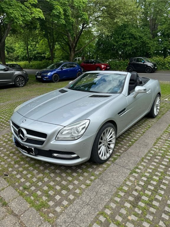 Silber Gebraucht 2013 Mercedes SLK200 Cabrio | 14.000 € (Fairer Preis) - Bild 1/4