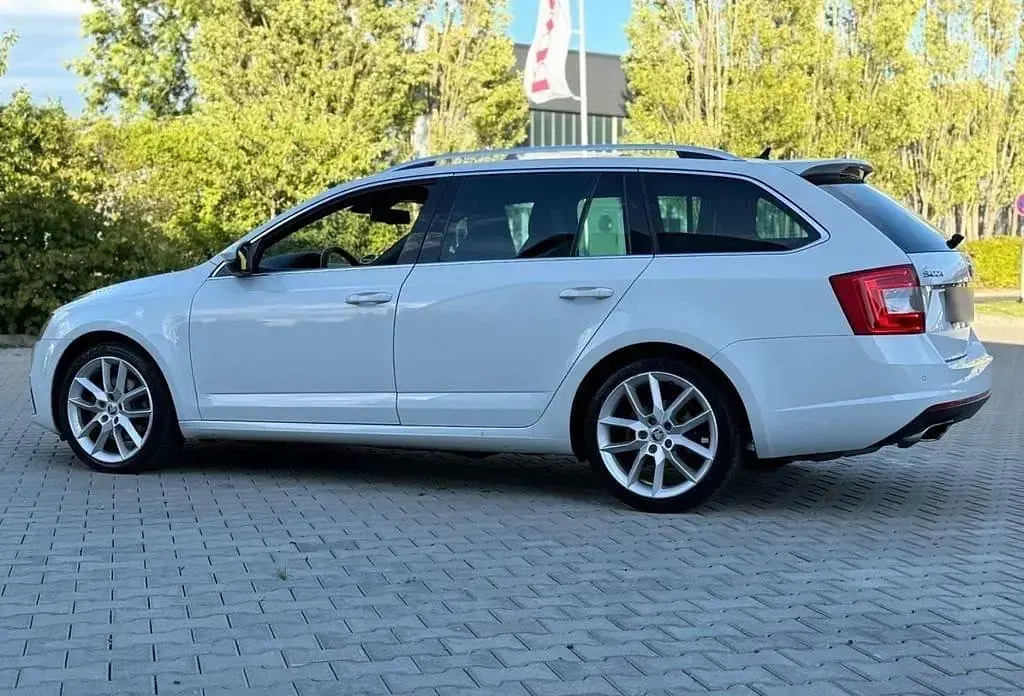 Gebraucht Skoda Octavia RS 184 PS (135 kW) 2016 Weiß Kombi