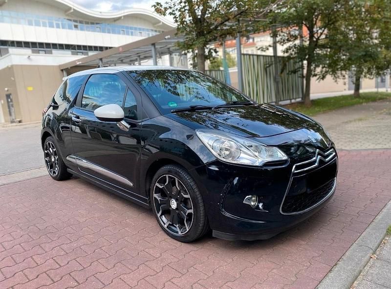 Gebraucht Citroën DS3 120 PS (88 kW) 2014 Schwarz Kleinwagen