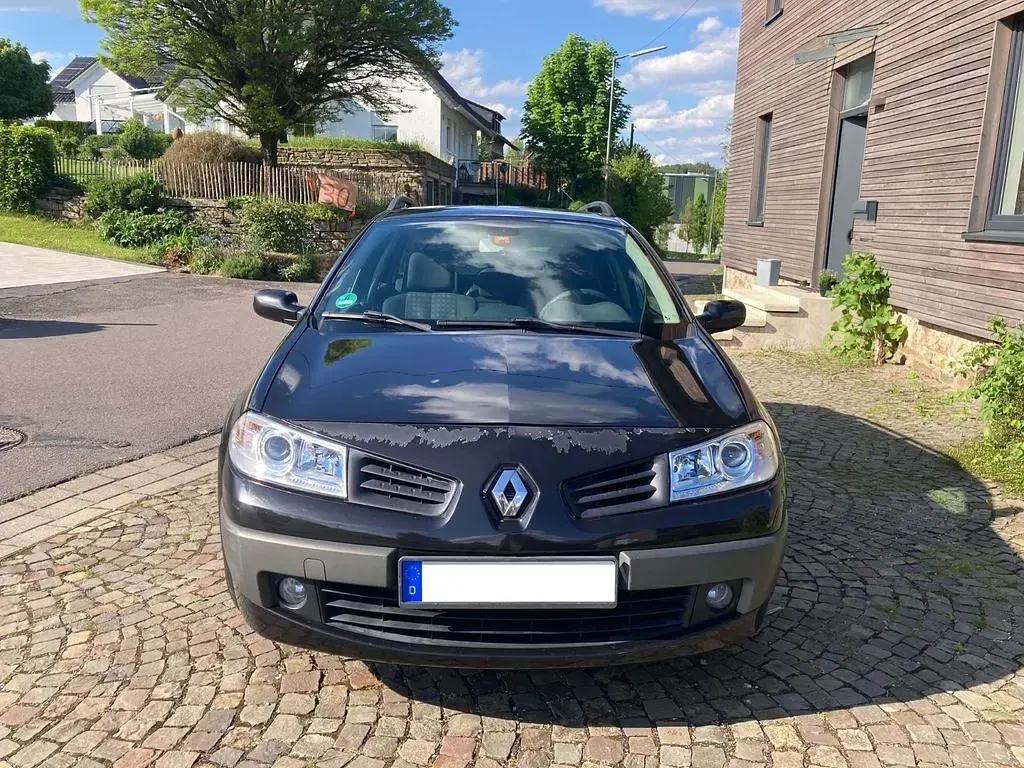 Gebraucht Renault Mégane 106 PS (77 kW) 2006 Schwarz Limousine