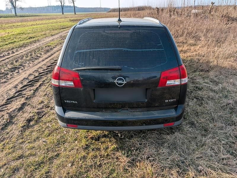 Gebraucht Opel Vectra 150 PS (110 kW) 2005 Schwarz Kombi