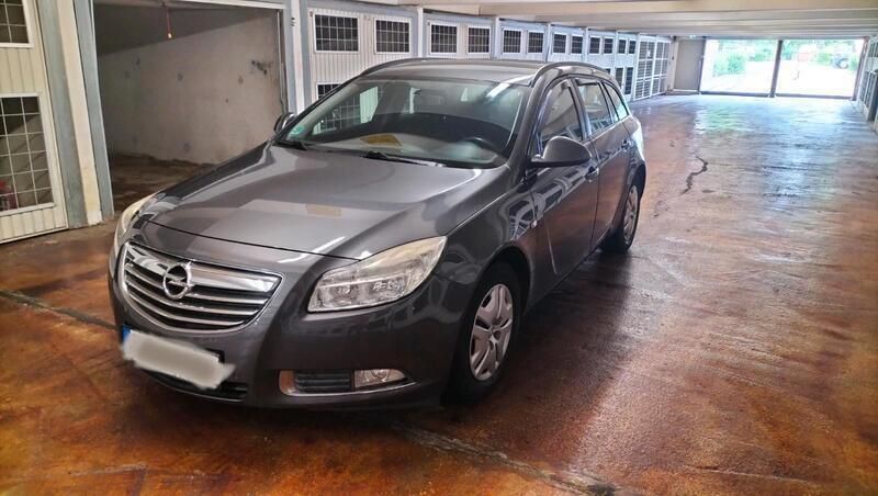 Grau Gebraucht 2009 Opel Insignia Kombi | 2.499 € (Fairer Preis) - Bild 1/4