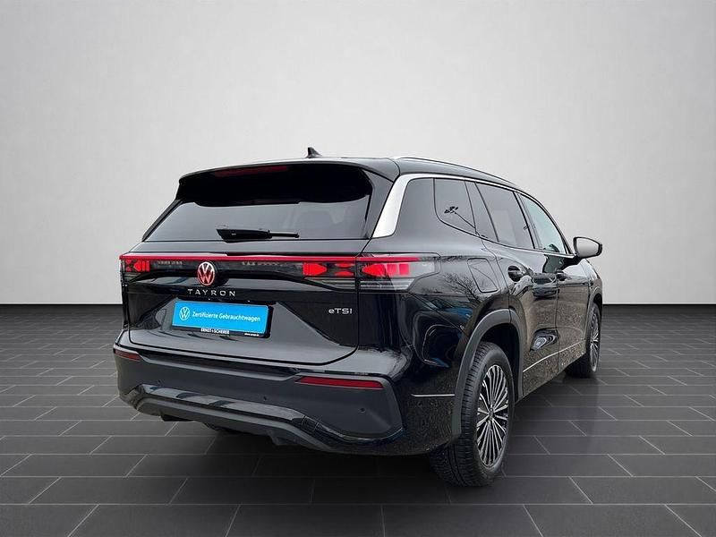 Gebraucht VW Tayron Life 150 PS (110 kW) 2025 Grenadillschwarz metallic (metallic) SUV