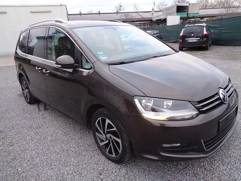 Gebraucht VW Sharan Join 150 PS (110 kW) 2018 Braun Van / Kleinbus