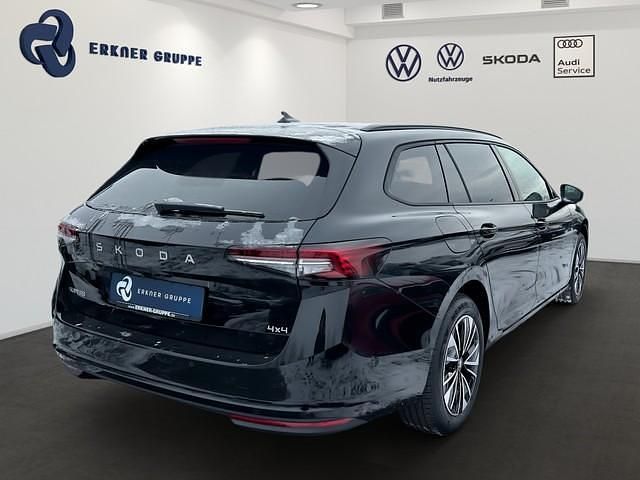 Neu Skoda Superb Selection 193 PS (141 kW) 2026 Schwarz Kombi