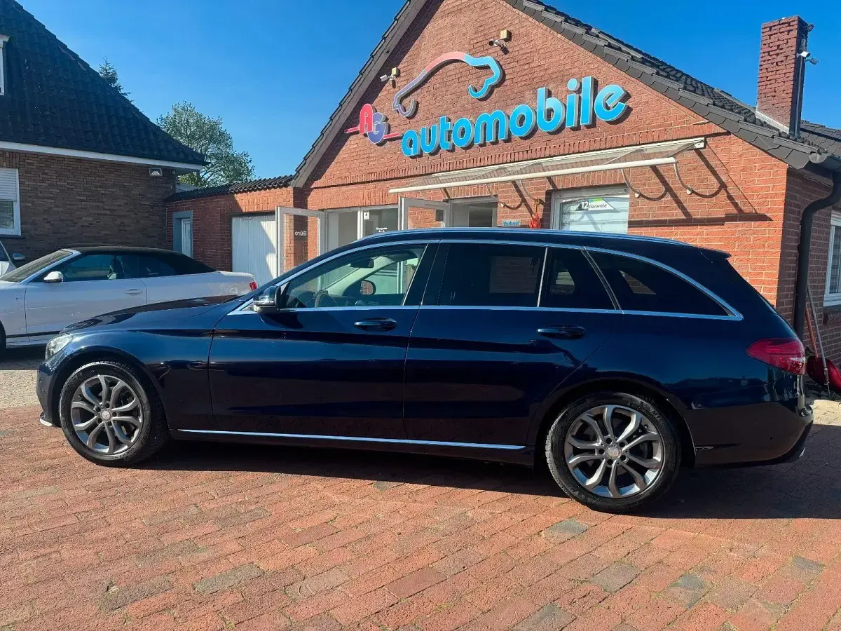 Second-hand Mercedes C220 170 CP (125 kW) 2015 Albastru Break