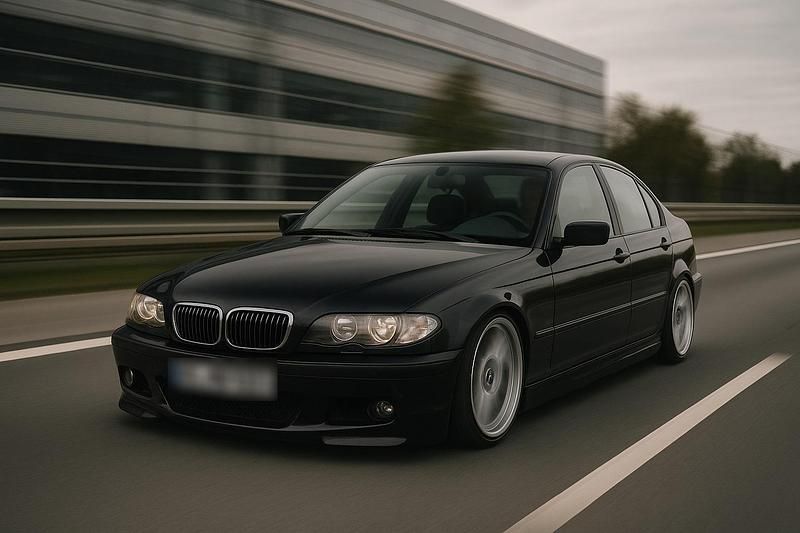 Blau Gebraucht 2004 BMW 320 M Sport Limousine | 2.900 € (Etwas zu teuer) - Bild 1/4