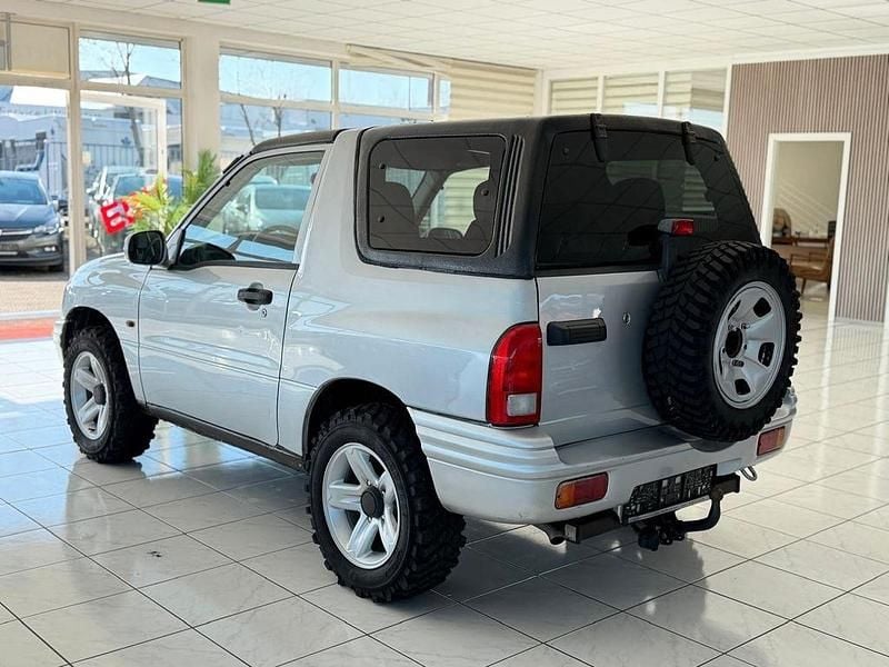 Gebraucht Suzuki Grand Vitara 128 PS (94 kW) 2000 Silber Cabrio