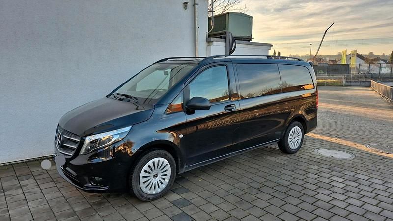 Gebraucht Mercedes Vito 190 PS (139 kW) 2018 Schwarz Van