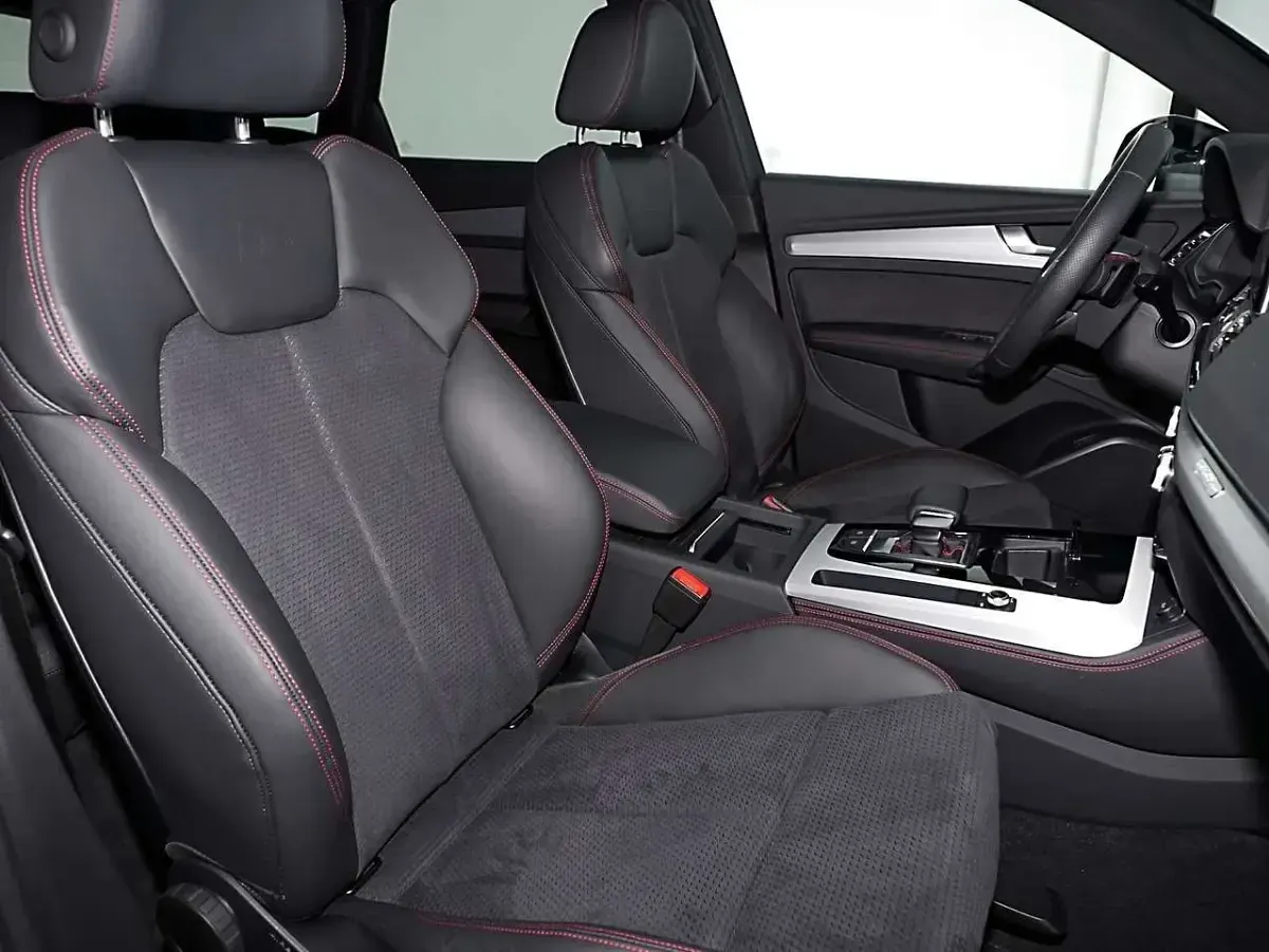 Gebraucht Audi Q5 Ambiente 204 PS (150 kW) 2025 Mythosschwarz metallic SUV