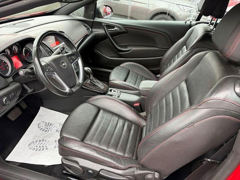 Gebraucht Opel Cascada Innovation 170 PS (125 kW) 2018 Rot Cabrio