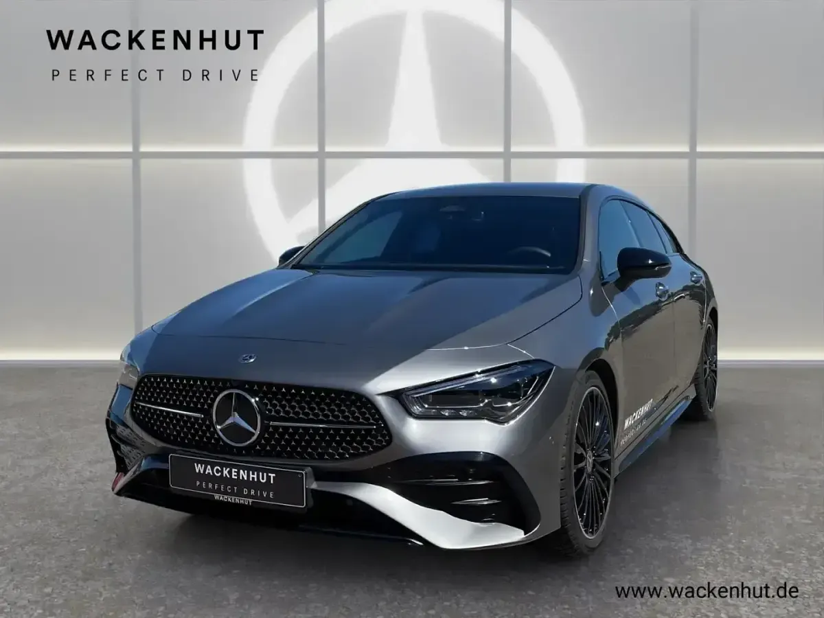 Gebraucht Mercedes CLA200 AMG 150 PS (110 kW) 2025 Grau Kombi