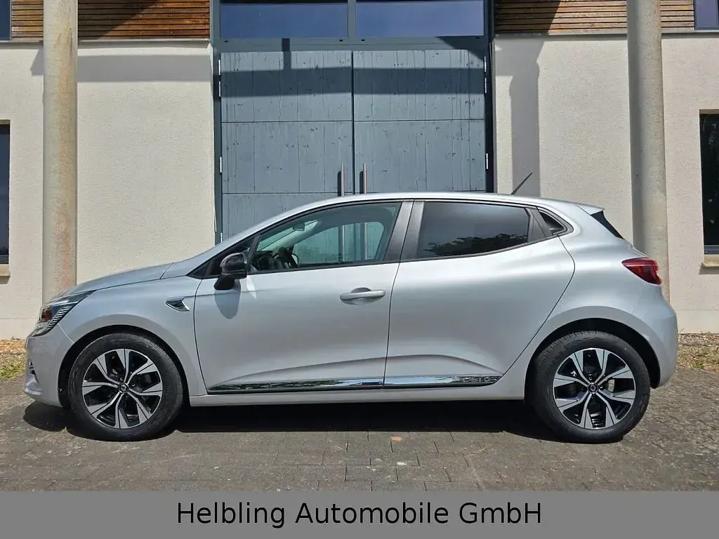Gebraucht Renault Clio V LIMITED 91 PS (66 kW) 2021 Grau Limousine