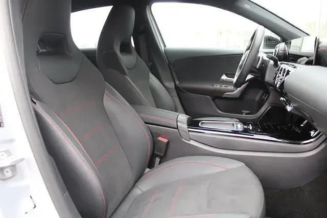 Gebraucht Mercedes A250 AMG 218 PS (160 kW) 2025 Silber Limousine