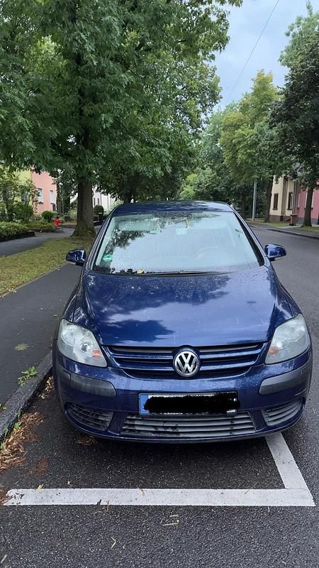 Blau Gebraucht 2006 VW Golf V Kleinwagen | 3.000 € (Guter Preis) - Bild 1/4