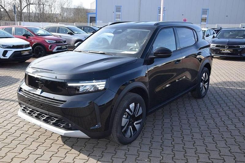 Neu Opel Frontera 145 PS (106 kW) 2025 Schwarz SUV