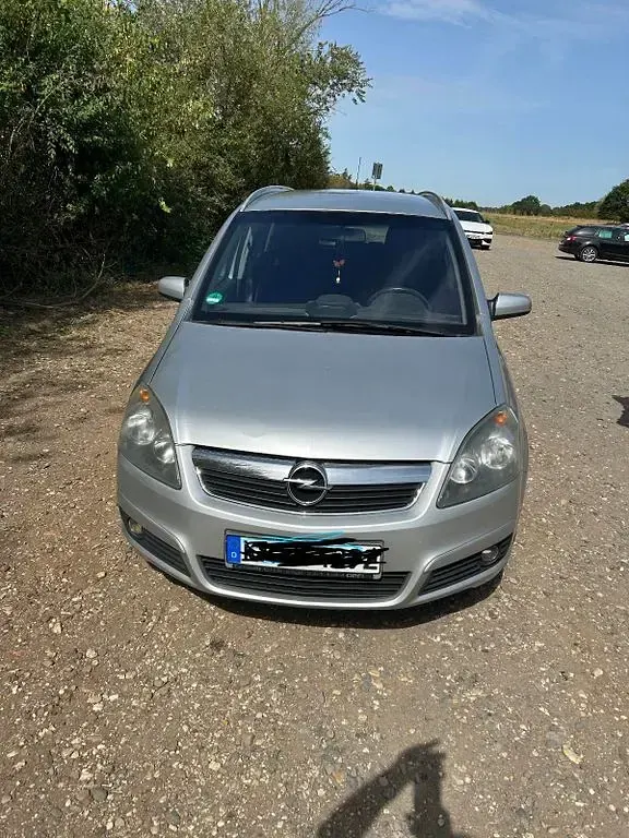 Gebraucht Opel Zafira 140 PS (102 kW) 2005 Silber Van / Kleinbus