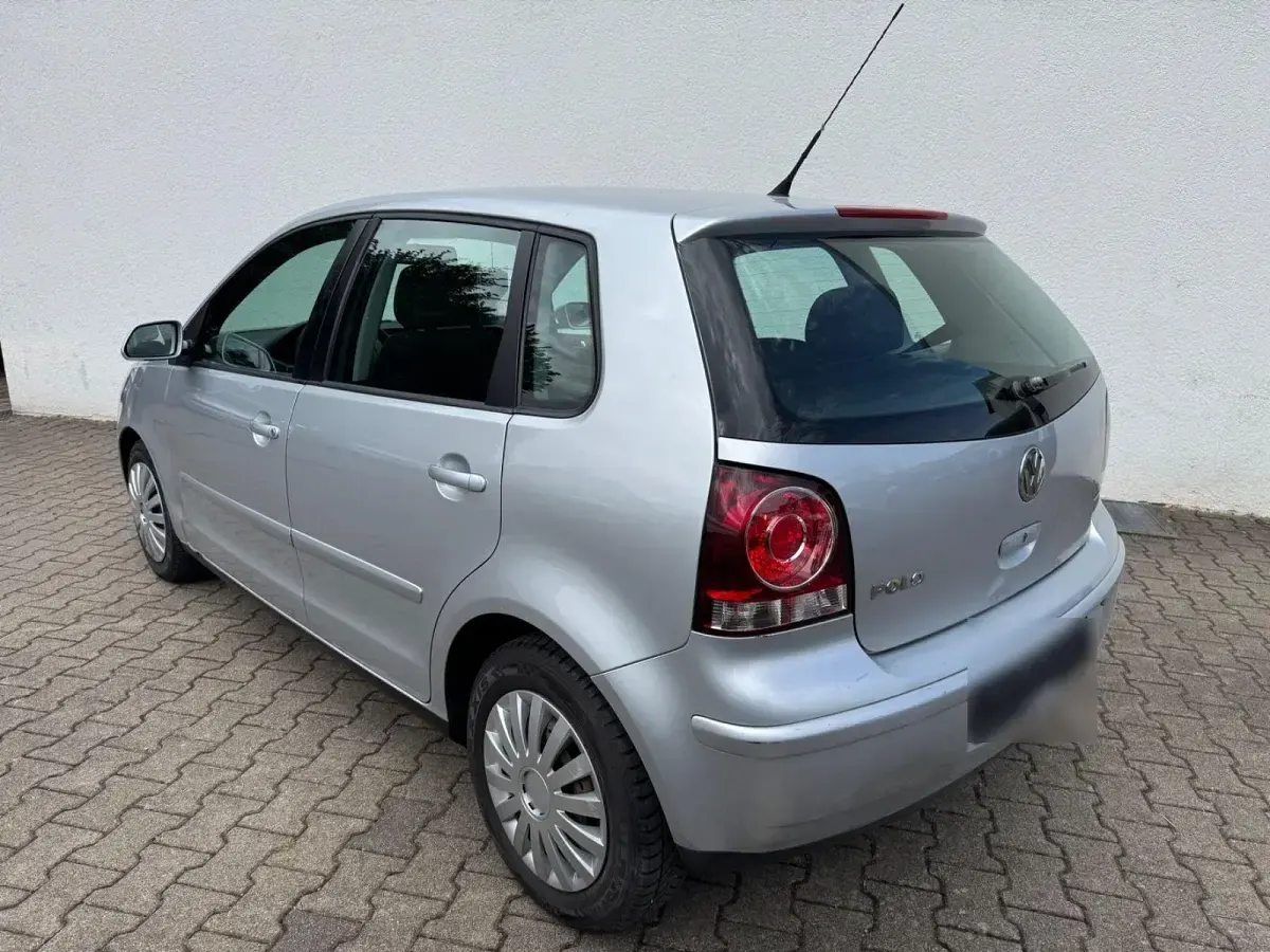 Gebraucht VW Polo 80 PS (58 kW) 2005 Silber Kleinwagen