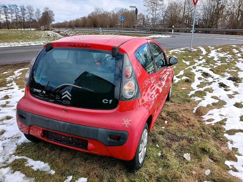 Gebraucht Citroën C1 68 PS (50 kW) 2009 Rot Kleinwagen
