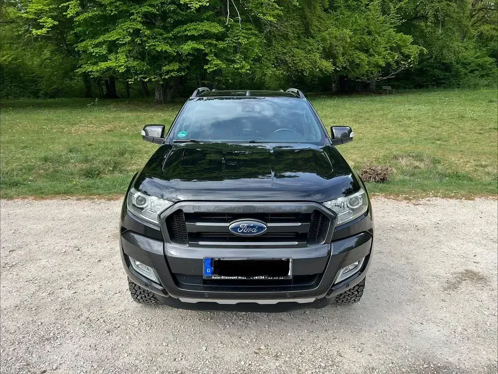 Używany Ford Ranger 200 KM (147 kW) 2017 Czarny Pickup