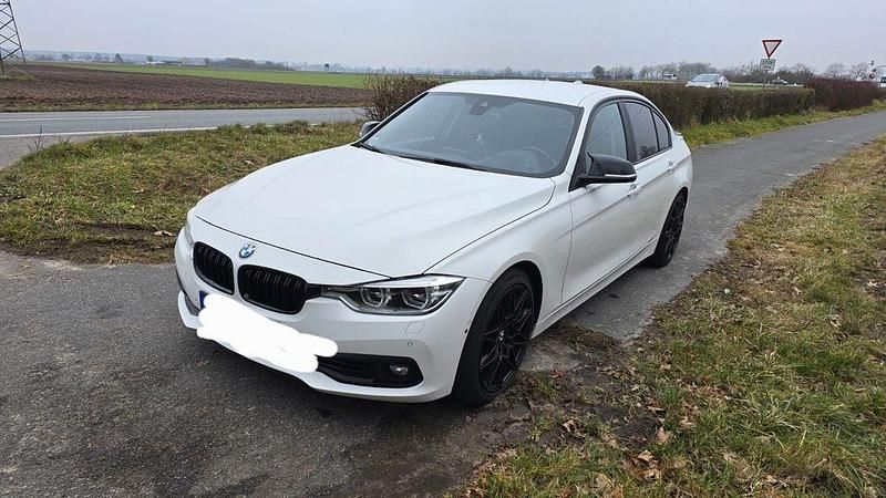 Second-hand BMW 320 Efficient Dynamics 163 CP (119 kW) 2017 Alb Berlinǎ