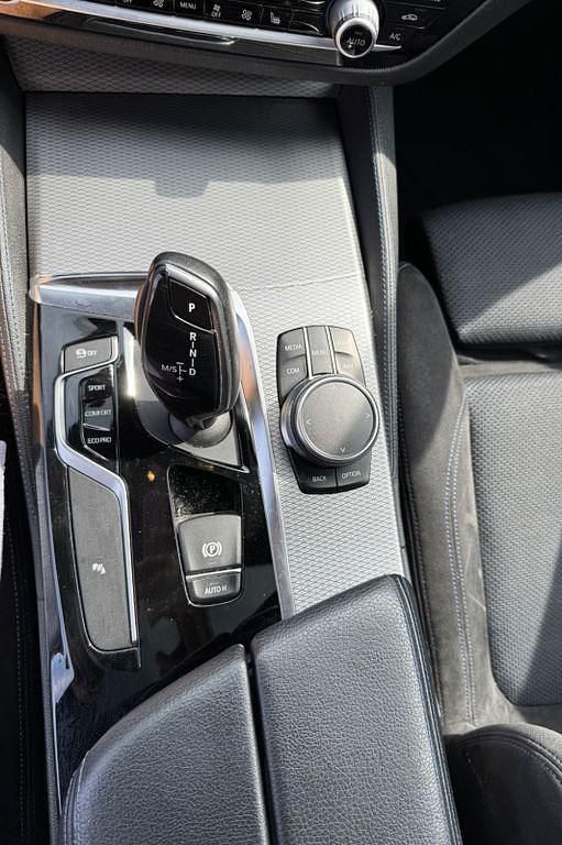 Gebraucht BMW 530 Performance 252 PS (185 kW) 2018 Schwarz Limousine