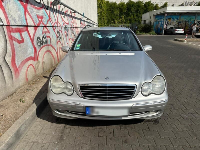 Gebraucht 2001 Mercedes C180 Avantgarde Kombi | 2.850 € (Fairer Preis) - Bild 1/4