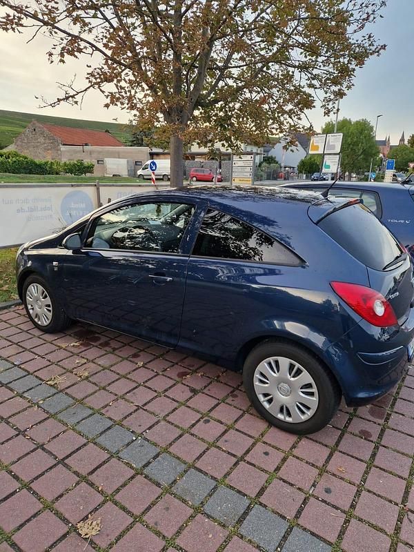 Blau Gebraucht 2010 Opel Corsa Coupé | 2.490 € (Fairer Preis) - Bild 1/4
