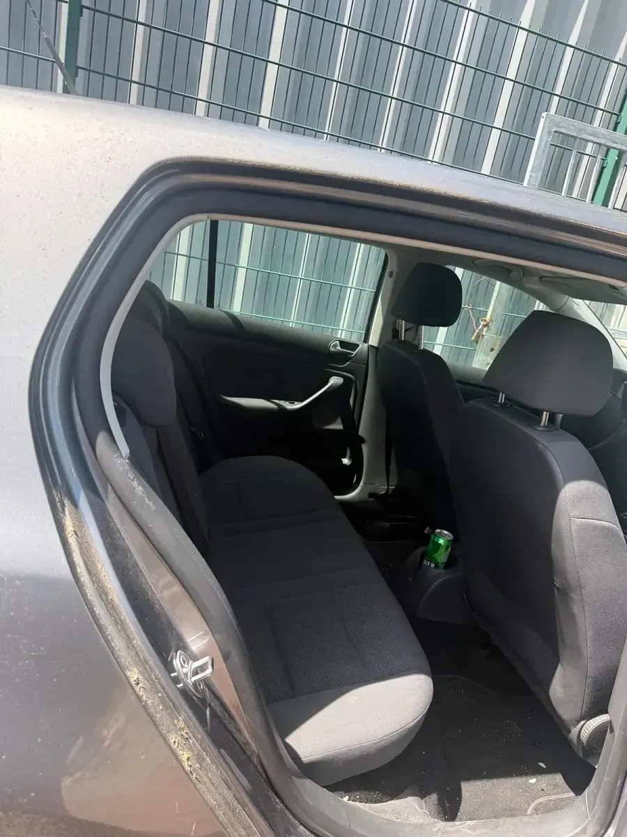 Gebraucht VW Golf VI 102 PS (75 kW) 2008 Grau Kleinwagen